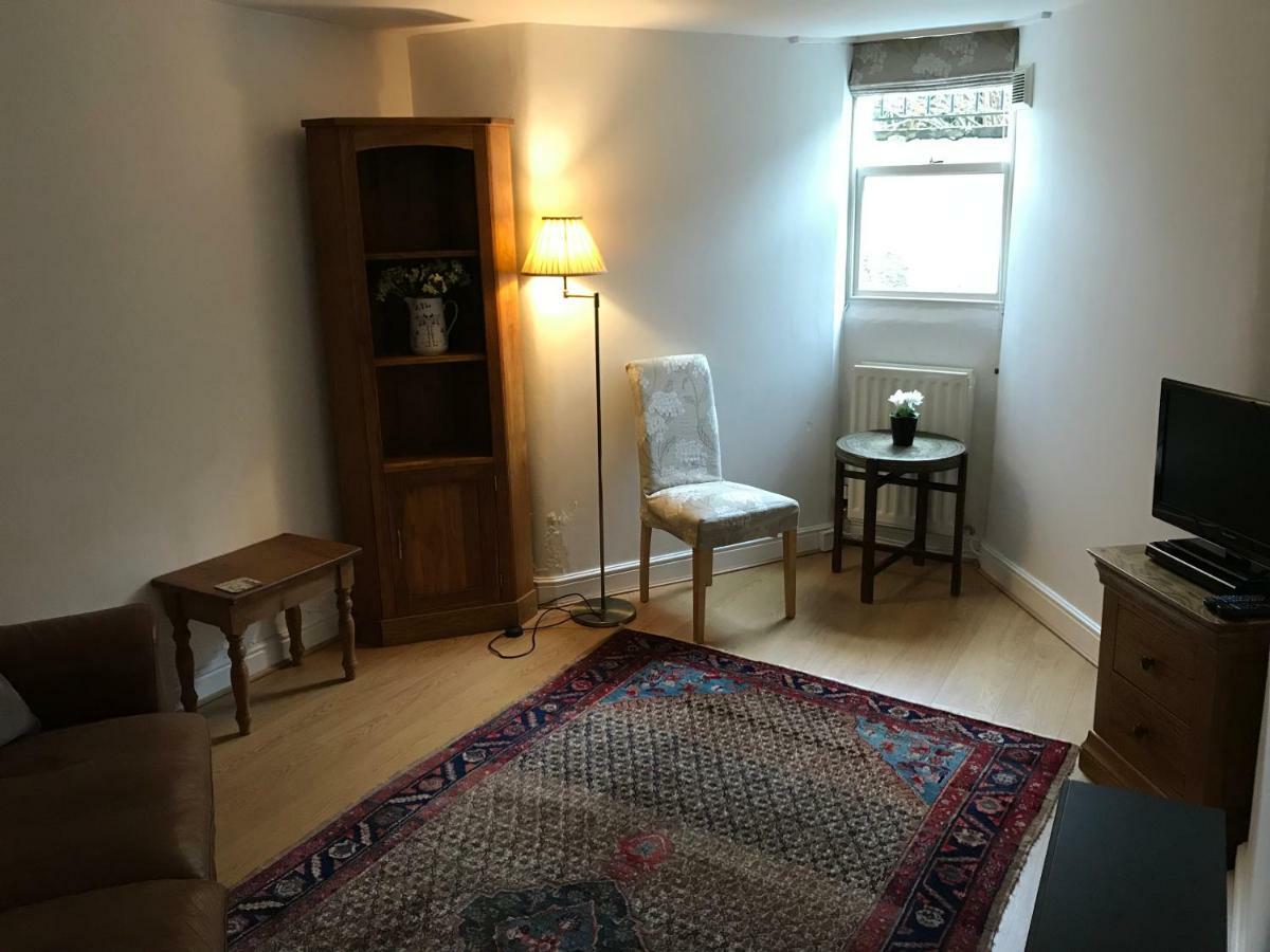 1 Airethwaite House * Kendal